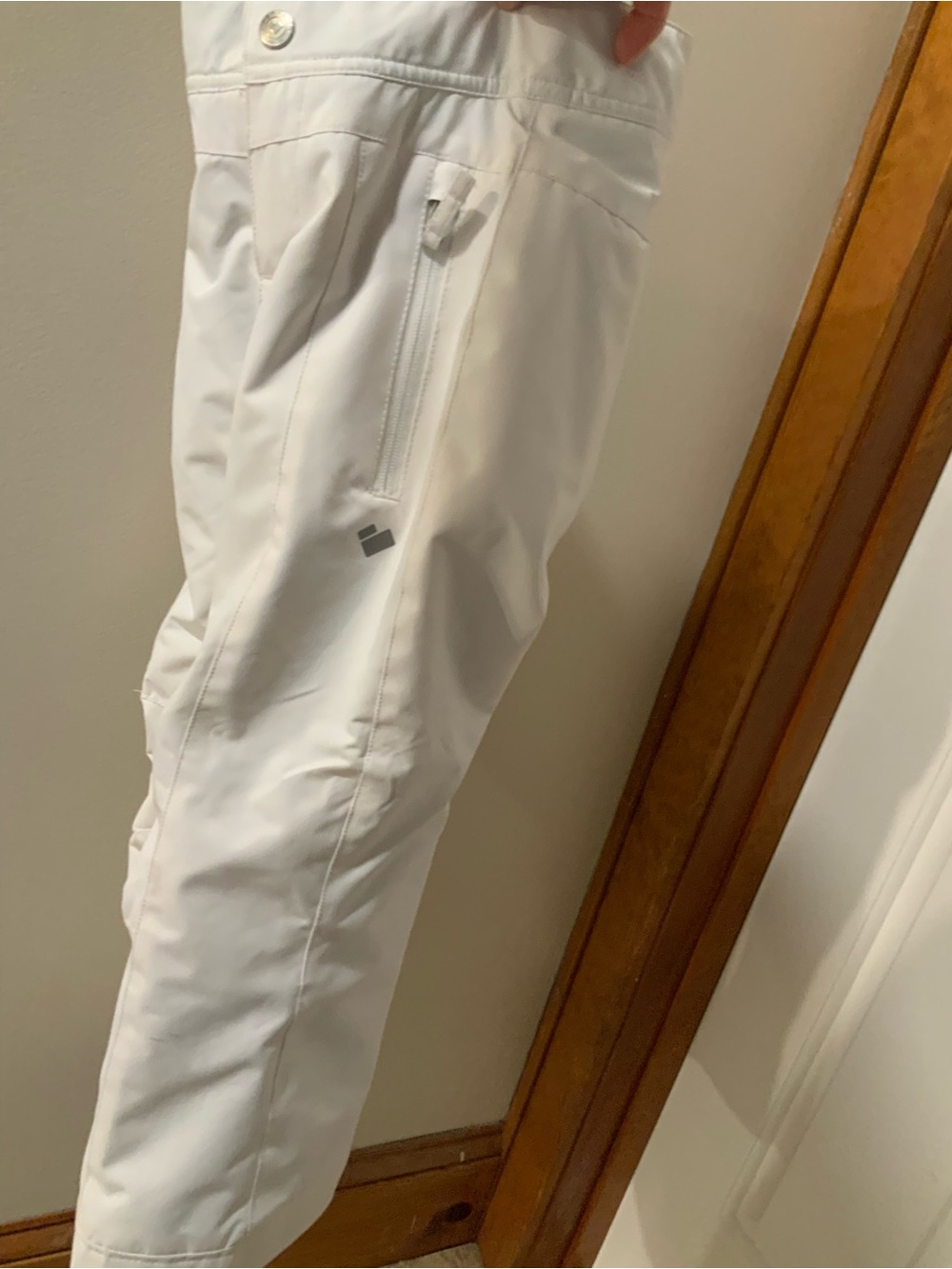 Girls white Obermeyer ski pants teen size XS about 6/7